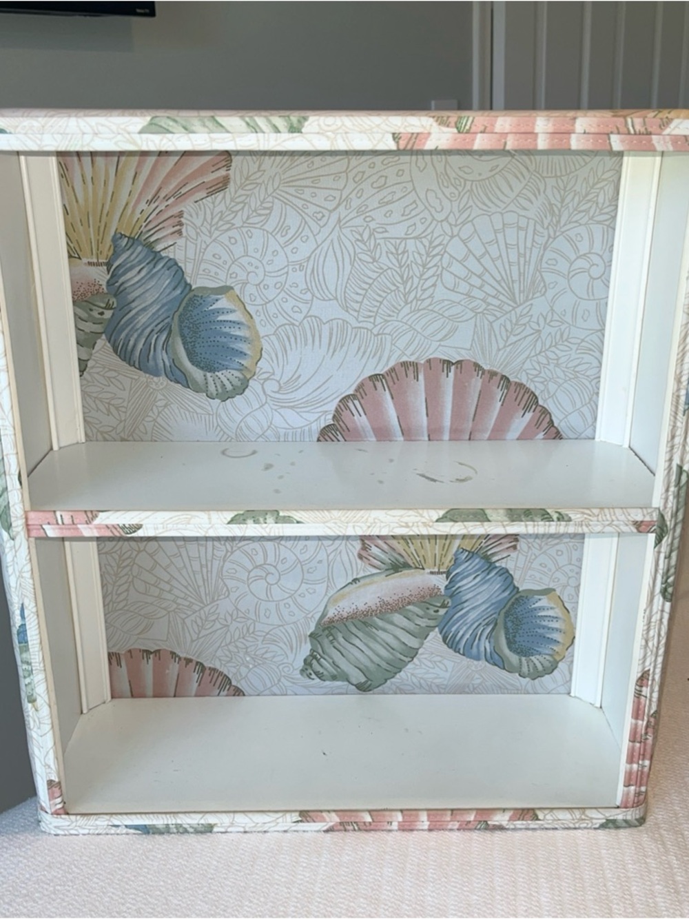 Seashell Pattern Mini Shelf - Pastel Pink, Blue & Green